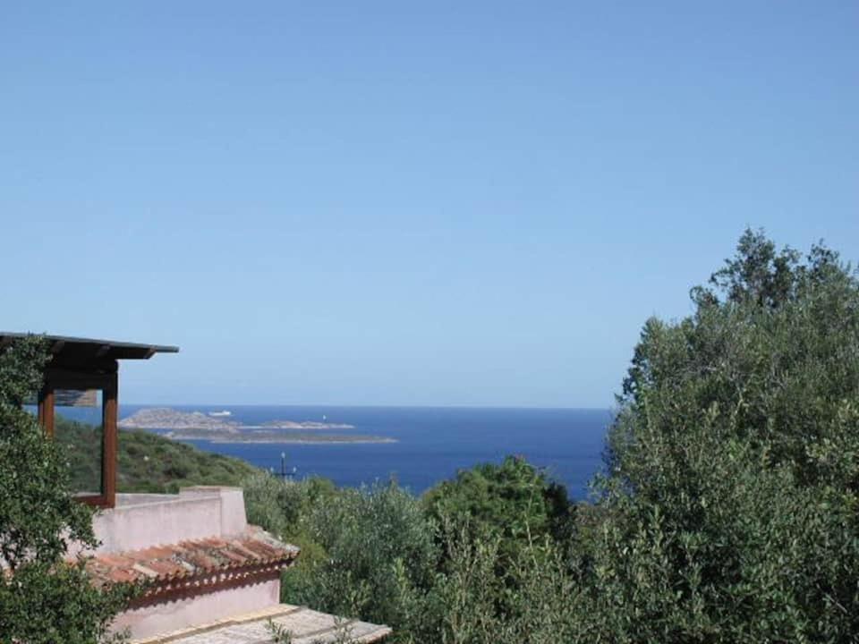 B&B Le Corti Di Aloa San Pantaleo Exterior photo